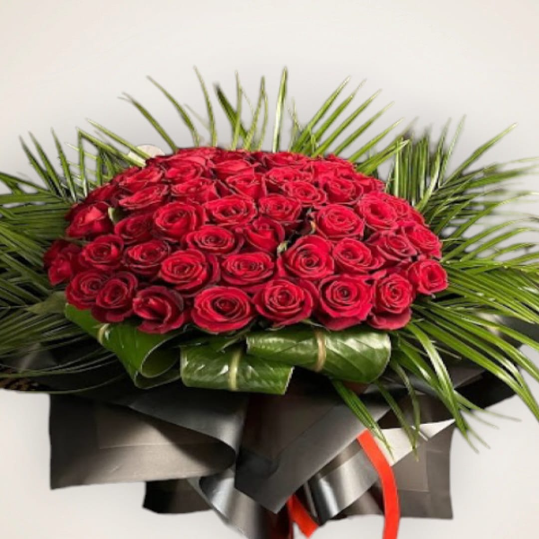  İskenderun Çiçek Siparişi 61 Red Roses Tasarım